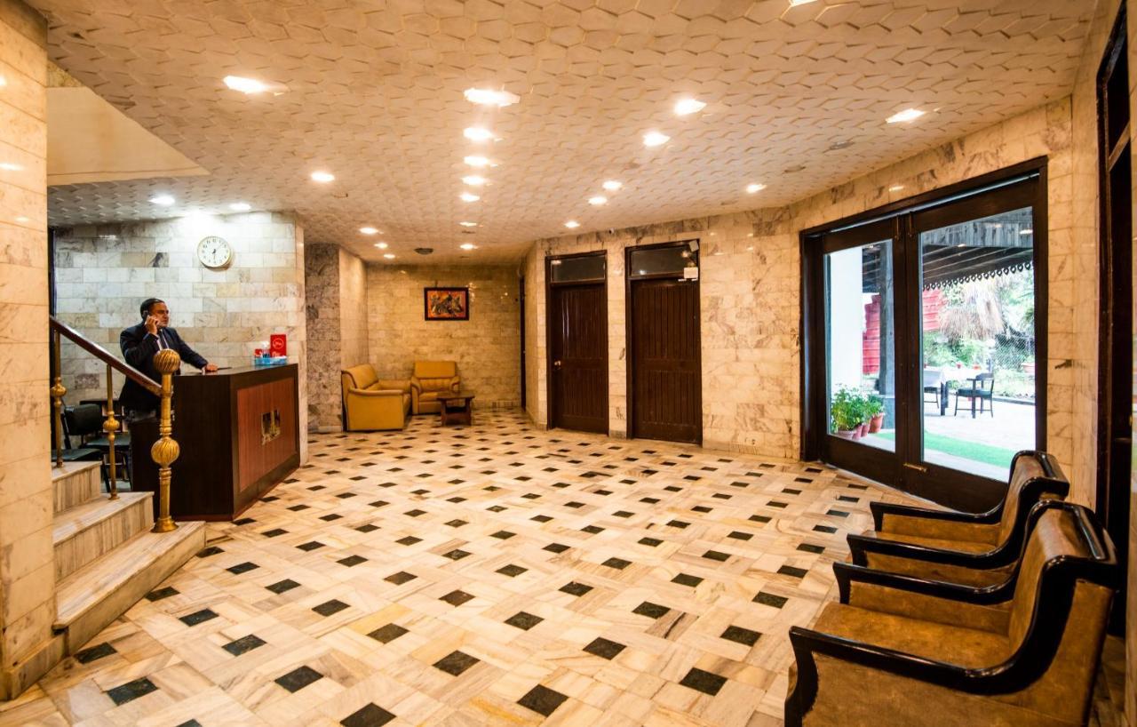 Langdale Manor Hotell Nainital Exteriör bild