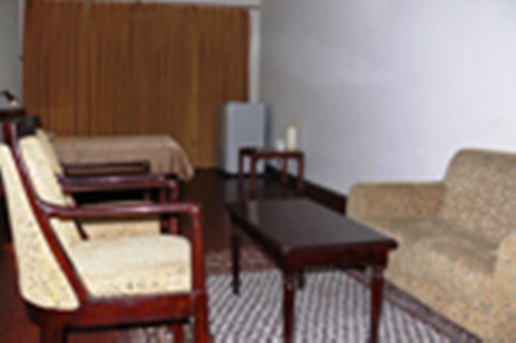 Langdale Manor Hotell Nainital Rum bild