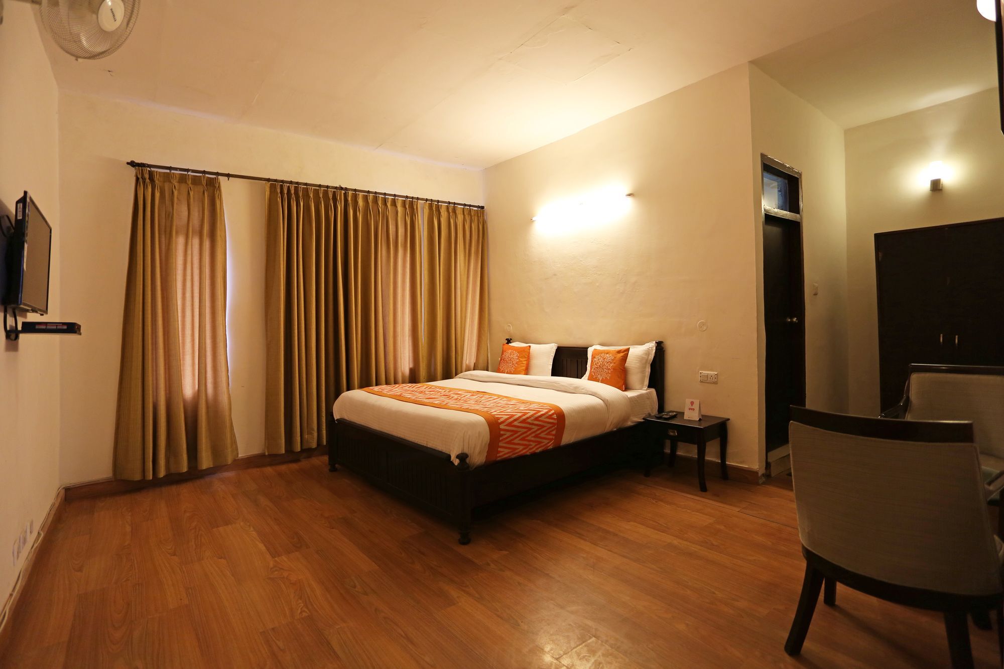 Langdale Manor Hotell Nainital Exteriör bild