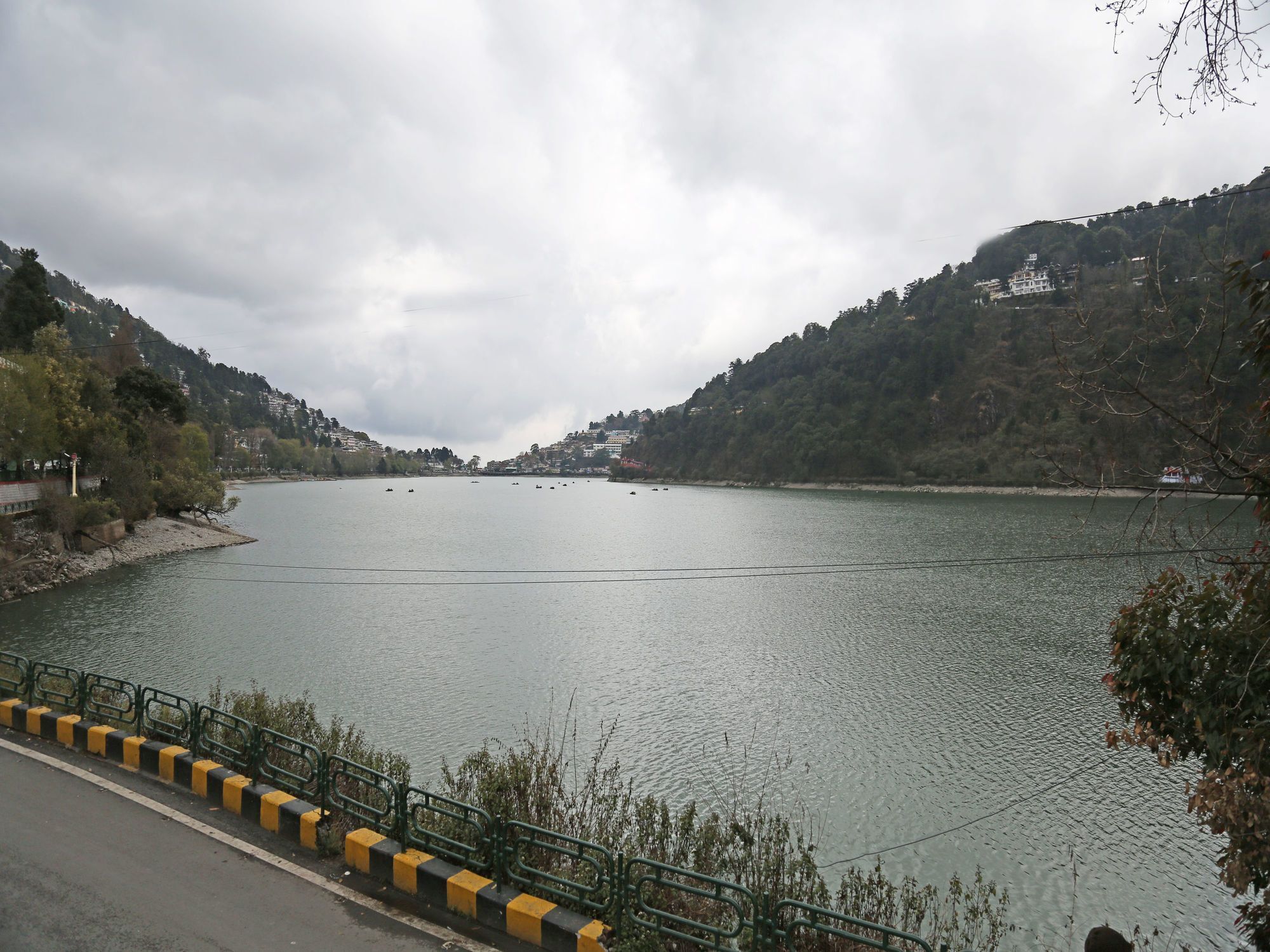 Langdale Manor Hotell Nainital Exteriör bild